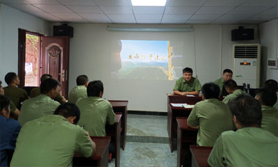 各项目部观看《生命重于泰山——学习习近平总书记关于安全生产重要论述》电视专题片